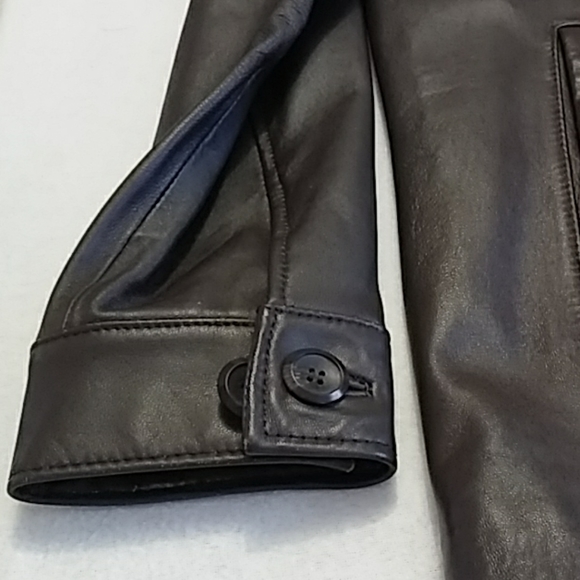 Danier leather Jacket - Picture 3 of 7